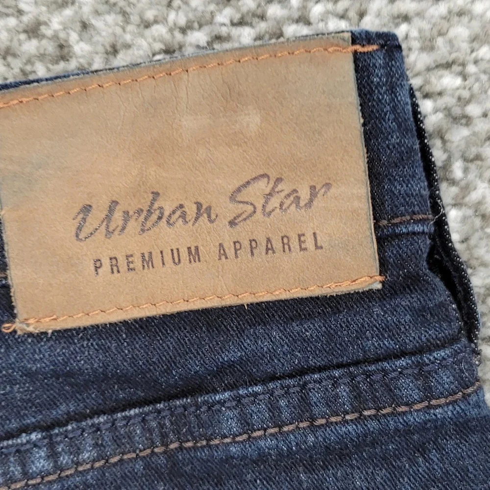 Urban Star Mens Dark Wash Straight Leg Stretch Denim Jeans 44x30 Blue Stretch